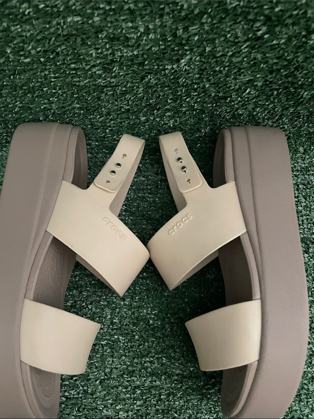 CROCS Women's Beige Platform Sandals - Picture 9 of 10